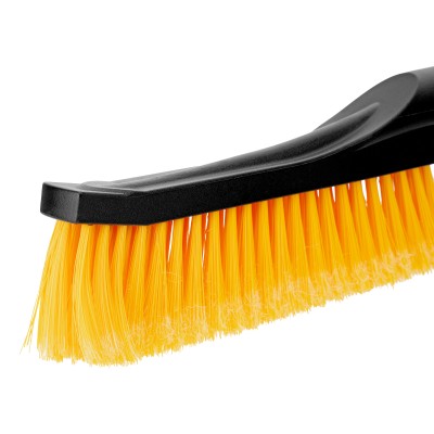 Щетка-сметка для снега со скребком 600 мм Denzel