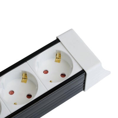 HM22-61-02 Сетевой фильтр 6-местный с/з 3x1мм2, 1,8 м, 250В, 16А, серия Techno, белый