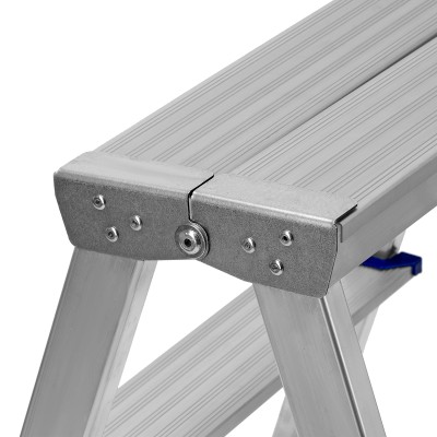 Стремянка двусторонняя 4 ступени, алюминиевая, Сибртех Стремянка двусторонняя 4 ступени, алюминиевая, Сибртех