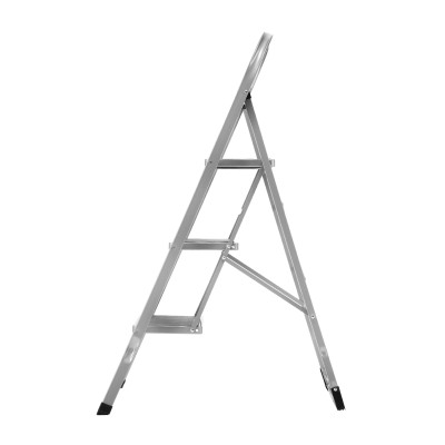 Стремянка стальная, 3 широкие ступени 20х30 см с полимерным покрытием Сибртех Стремянка стальная, 3 широкие ступени 20х30 см с полимерным покрытием Сибртех