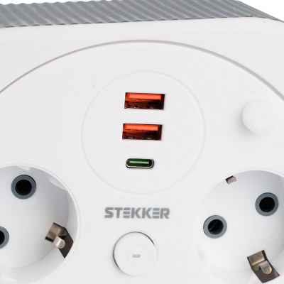 HM16-4-03-USB Удлинитель 4-местный с/з, 3x1,5мм2, 3м, 230В, 16А, 2USB+1С, 2,4А,белый 50835 HM16-4-03-USB Удлинитель 4-местный с/з, 3x1,5мм2, 3м, 230В, 16А, 2USB+1С, 2,4А,белый 50835