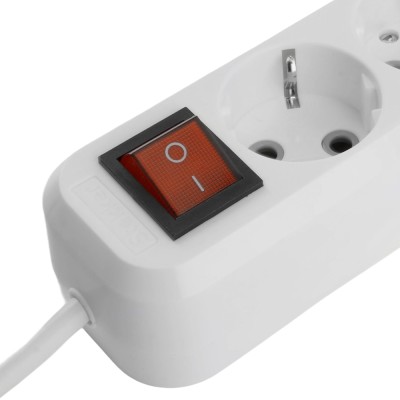Удлинитель 4-местный с/з с выключ. STEKKER HM071-41-05 3x1мм2, 5м, 250В, 16А, 1USB+2C, 2.4A, сер Home, белый 50141