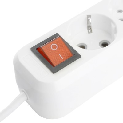 Удлинитель 3-местный с/з с выключ. STEKKER HM071-31-02 3x1мм2, 2м, 250В, 16А, 1USB+2C, 2.4A, сер Home, белый 50136