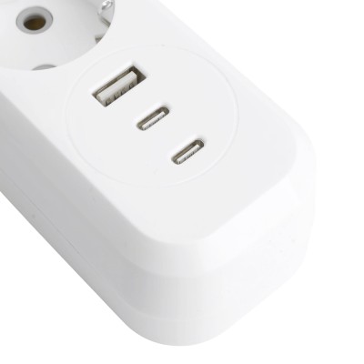 Удлинитель 3-местный с/з с выключ. STEKKER HM071-31-05 3x1мм2, 5м, 250В, 16А, 1USB+2C, 2.4A, сер Home, белый 50138