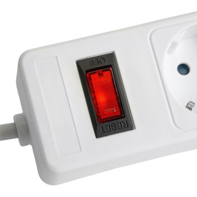 Сетевой фильтр 6-местный с/з STEKKER HM20-61-02 3x1мм2, 1,8 м, серия Optima, белый 50095 Сетевой фильтр 6-местный с/з STEKKER HM20-61-02 3x1мм2, 1,8 м, серия Optima, белый 50095