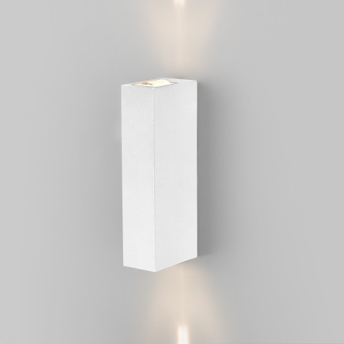 Уличный настенный светодиодный светильник Blaze LED IP54 35136/W белый 113.5