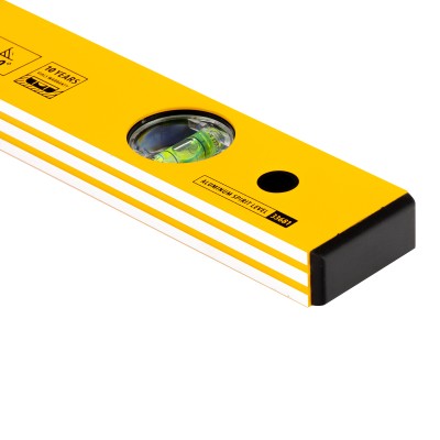 Уровень алюминиевый, 600 мм, фрезерованный, 3 глазка Denzel Уровень алюминиевый, 600 мм, фрезерованный, 3 глазка Denzel