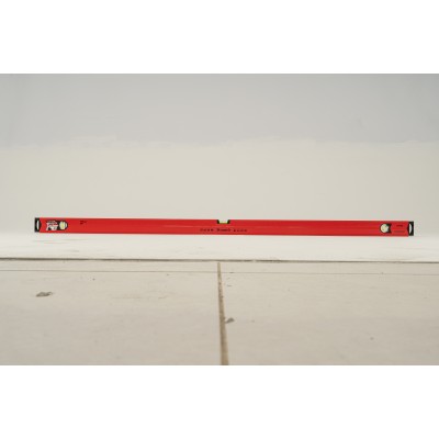 Уровень алюминиевый магнитный, 1500 мм, фрезерованный, 3 глазка (1 зеркальный) усиленный Matrix