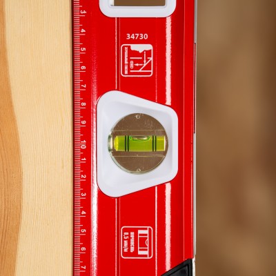 Уровень алюминиевый, магнит, фрезерованный, 3 глазка (1 зеркальный) 400 мм Matrix