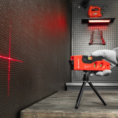 Лазерный уровень, 180 мм, 220 мм штатив, 4 глазка Matrix